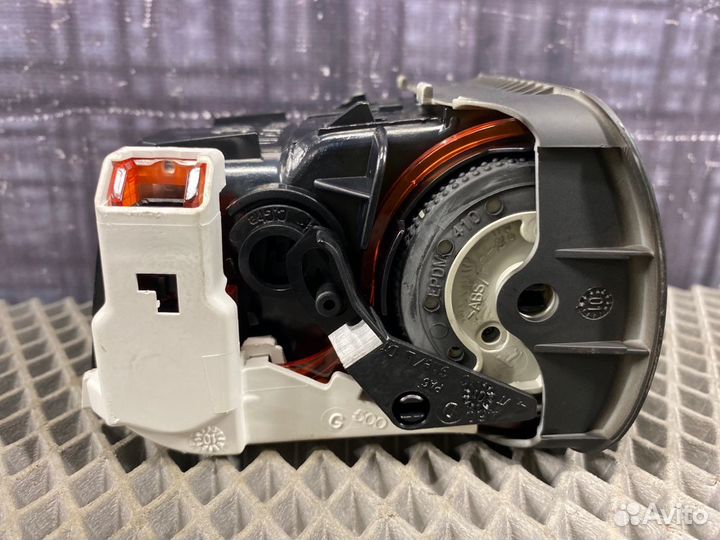 Воздуховод передний правый Volkswagen Passat