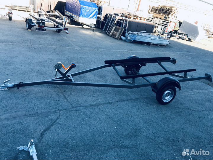 Прицеп под лодку 5,5 метров