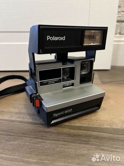Фотоаппарат Polaroid spirit 600
