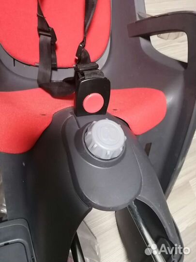 Детское велокресло hamax Caress