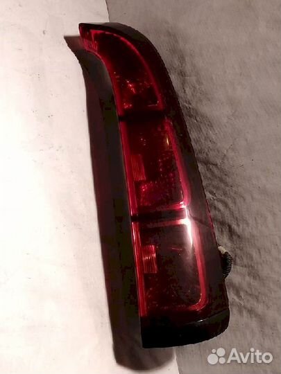 Фонарь (стоп сигнал) правый P3919 Honda Stream RN2