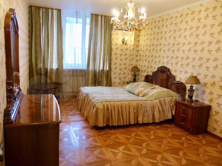 3-к. квартира, 106 м², 14/14 эт.