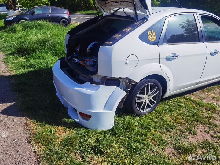 Задний бампер ford focus 2 хетч бек 2010