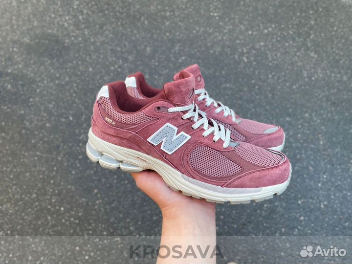 New Balance 2002R