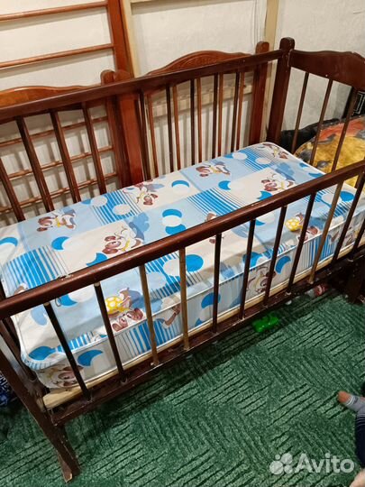 Детская кроватка
