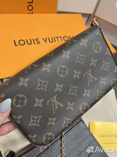 Клатч Louis Vuitton Felicie