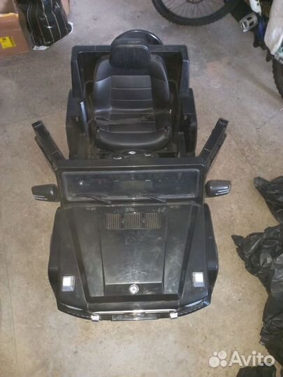 Детский электромобиль бу Mercedes AMG