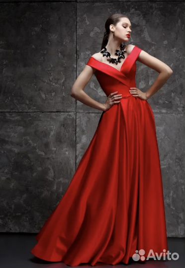 Платья вечернее 44-46