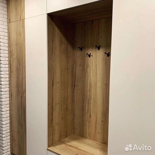 Шкаф распашной