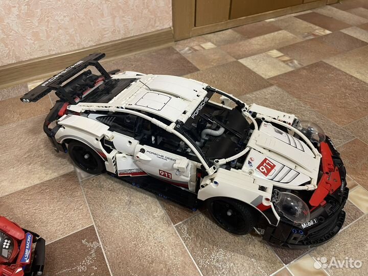 Lego technic 42125 и 42096