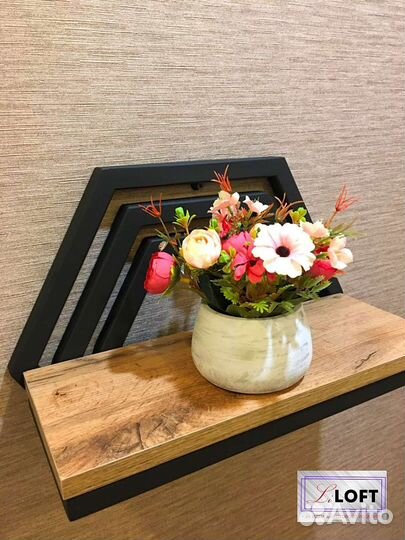 Полка настенная в стиле лофт