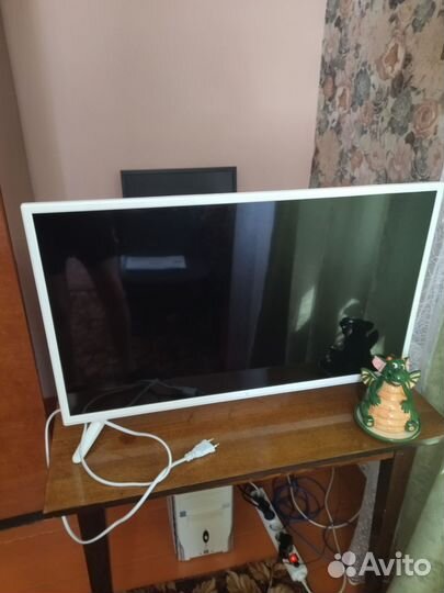 Телевизор SMART tv