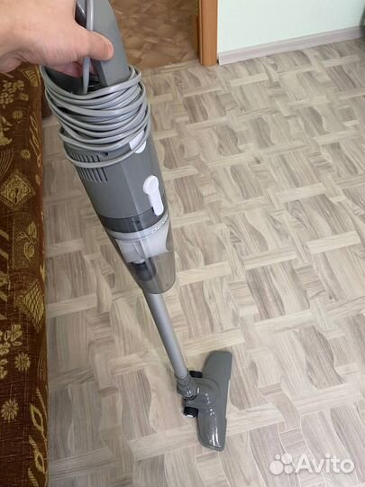 Пылесос вертикальный dexp DP-800H