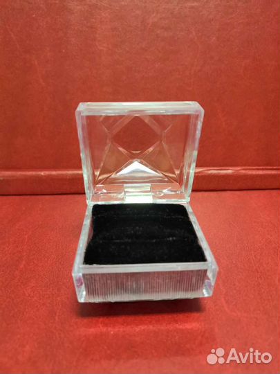 Футляр под кольцо, серьги