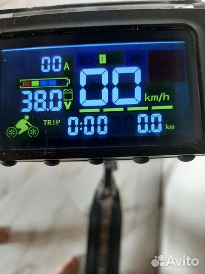 Продаю электросамокат Kugoo S3