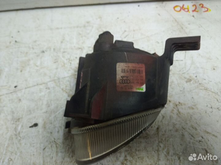 Фара противотуманная Audi A4 B7 2004-2009