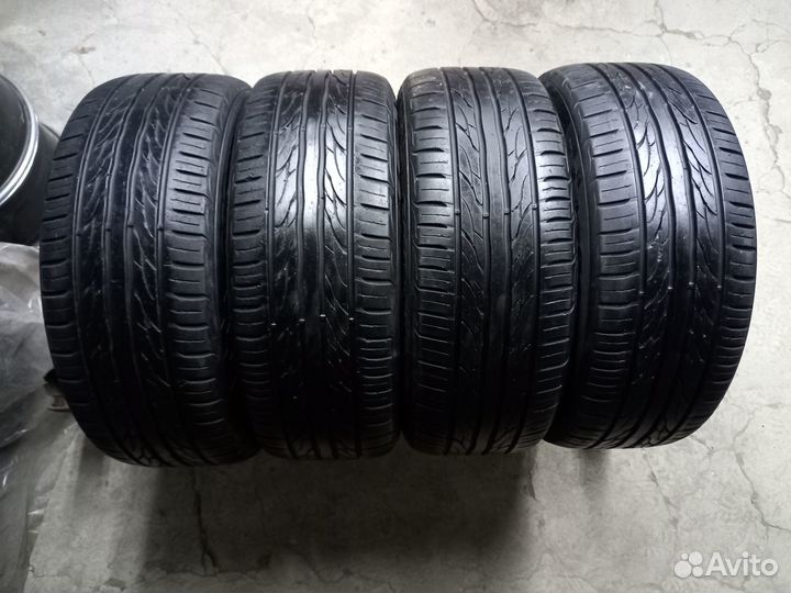 Kumho Ecsta PS31 205/55 R16