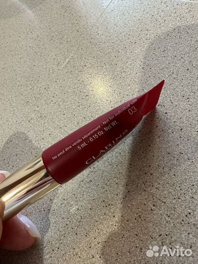 Clarins velvet lip perfector 03