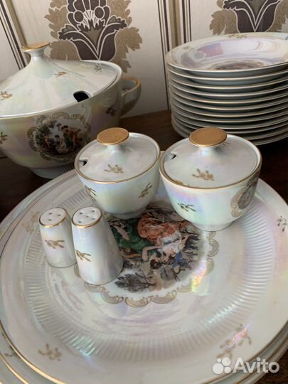 Столовый,чайный и кофейный сервизы ГДР (Кольдиц)