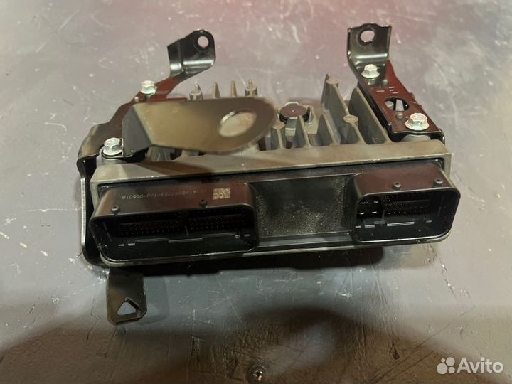 Блок управления двигателем Toyota Rav 4 XA50 2021