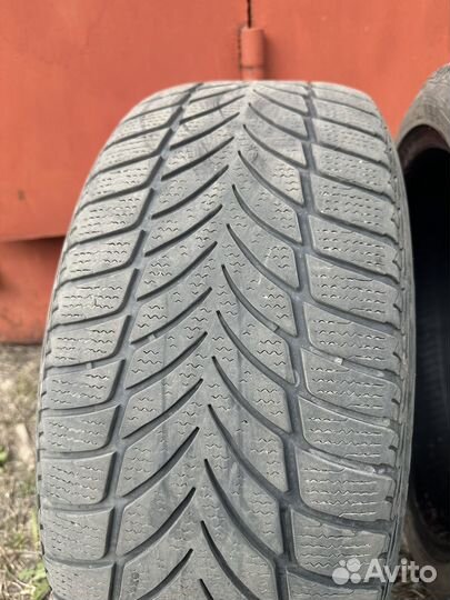 Goodyear UltraGrip Ice 2 225/45 R18 и 245/40 R18 97T