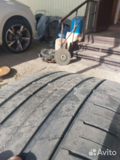 Tracmax X-Privilo RS01+ 285/40 R21 109Y