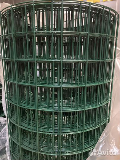 Сетка сварная с пвх покрытием ячейка 50*50 коричневая высота 1,5м