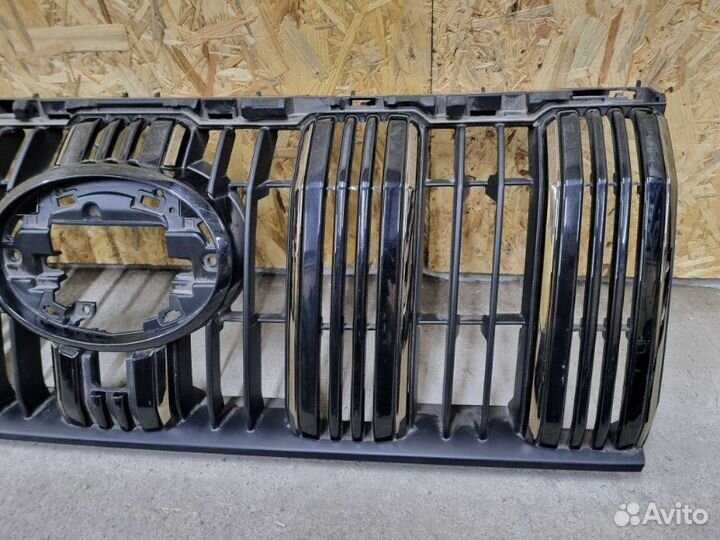 Решетка радиатора Toyota Land Cruiser Prado 150 С