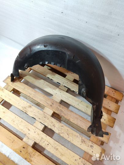 Подкрылок задний левый bmw x5 e53