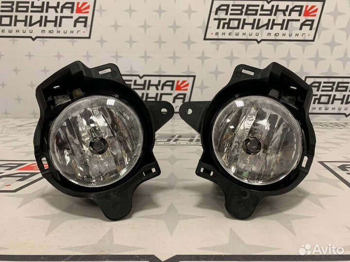 Туманки Toyota Hilux 2011-2015 год P6746