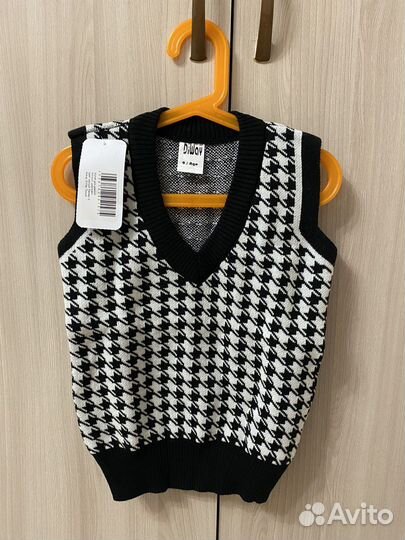 Жилетка для девочки школьная