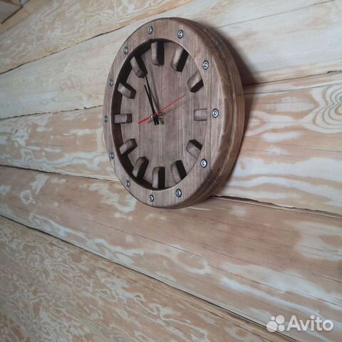 Настенные часы из дерева. Часы в баню