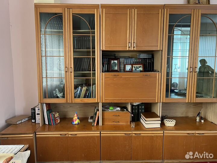 Стенка в гостиную