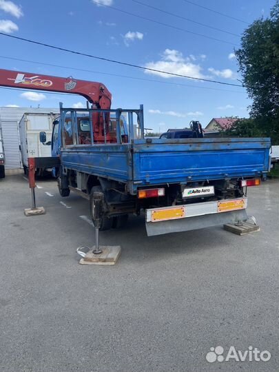 Isuzu Elf с КМУ, 2004