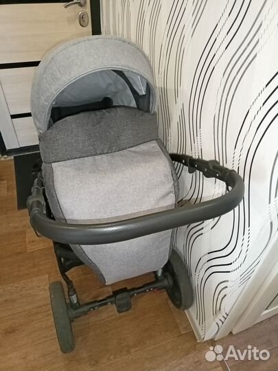 Продам коляску 2 в 1