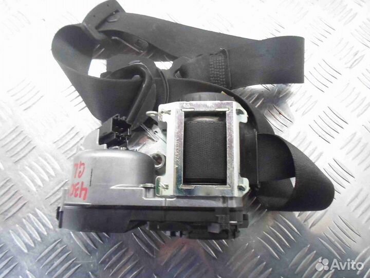 Ремень безопасности Mercedes GL W164