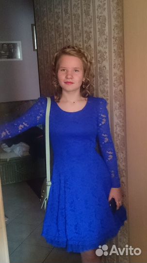 Платье на выпускной гипюр короткое