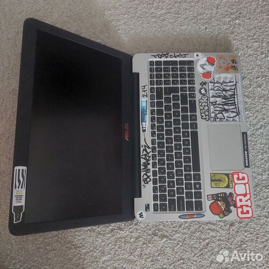 Мощный ноутбук Asus X556