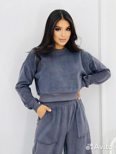 Спортивный костюм женский