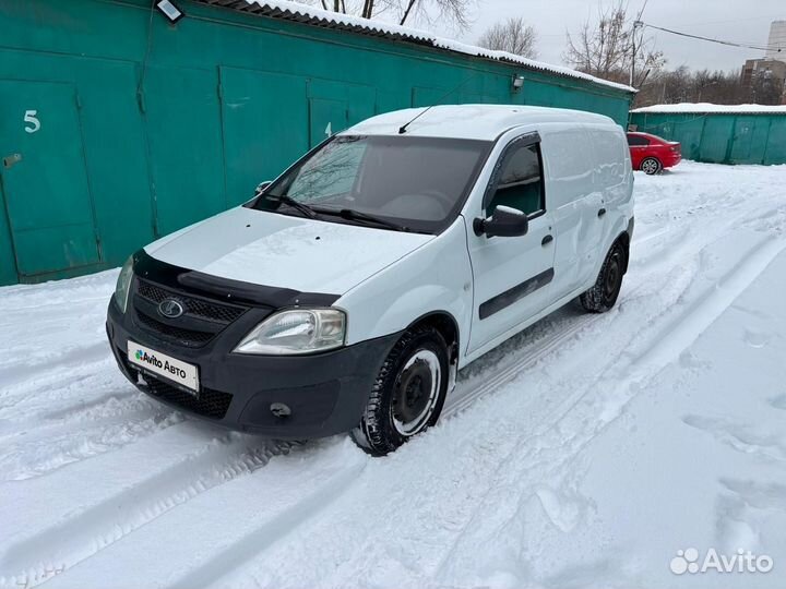 LADA Largus 1.6 МТ, 2017, 230 100 км