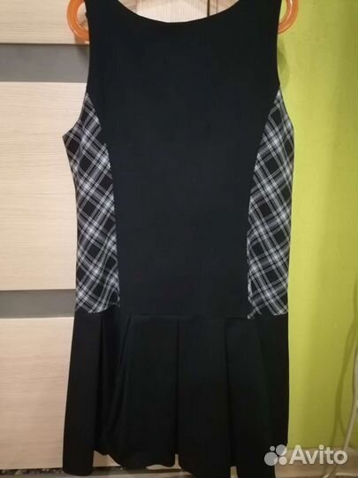 Школьная форма- сарафан 