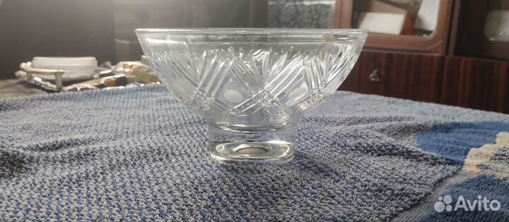 Хрустальная ваза