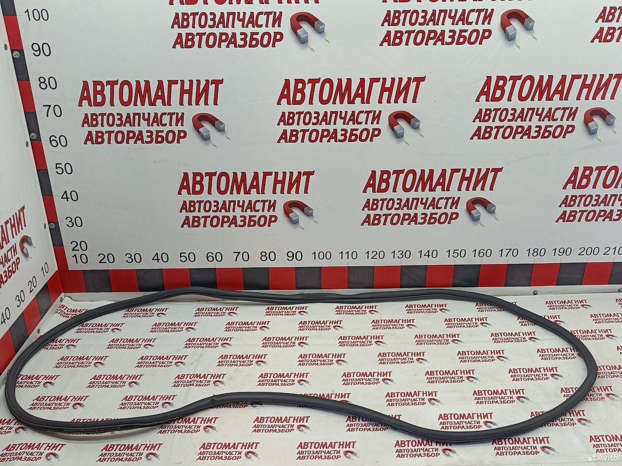 Уплотнитель двери задней Voyah Dream