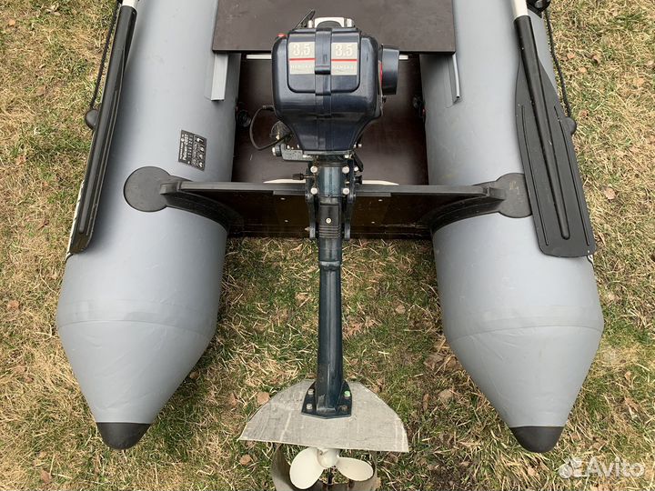 Надувная лодка Pelican-285Т