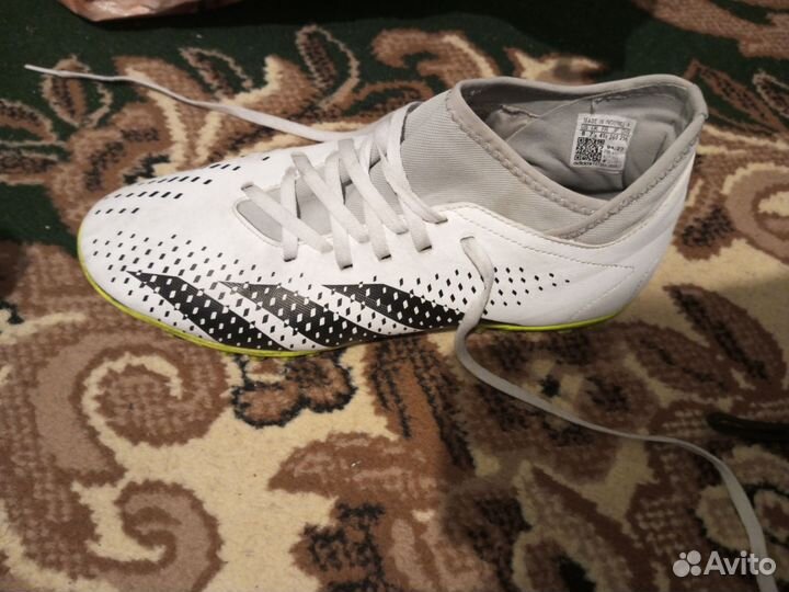 Бутсы adidas predator