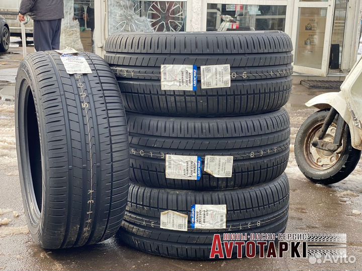 Falken Azenis FK-510 SUV 255/50 R19 и 285/45 R19 111W