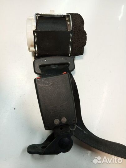 Ремень безопасности задний левый Ford Focus 2