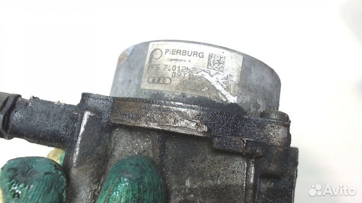 Насос вакуумный Volkswagen Scirocco 2008, 2009