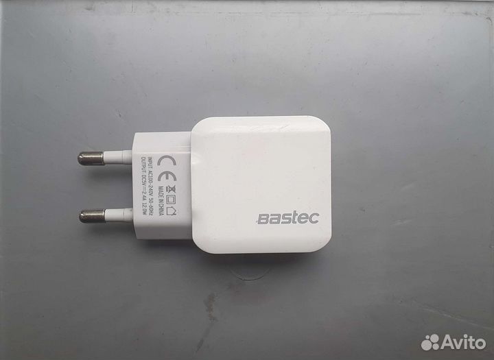 Зарядка Адаптер usb юсби есть через прикуриватель