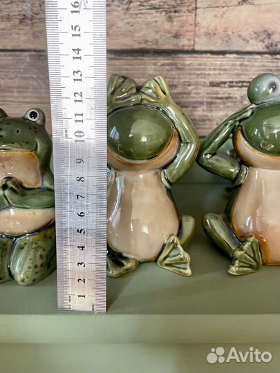 Лягушки фигурки и статуэтки